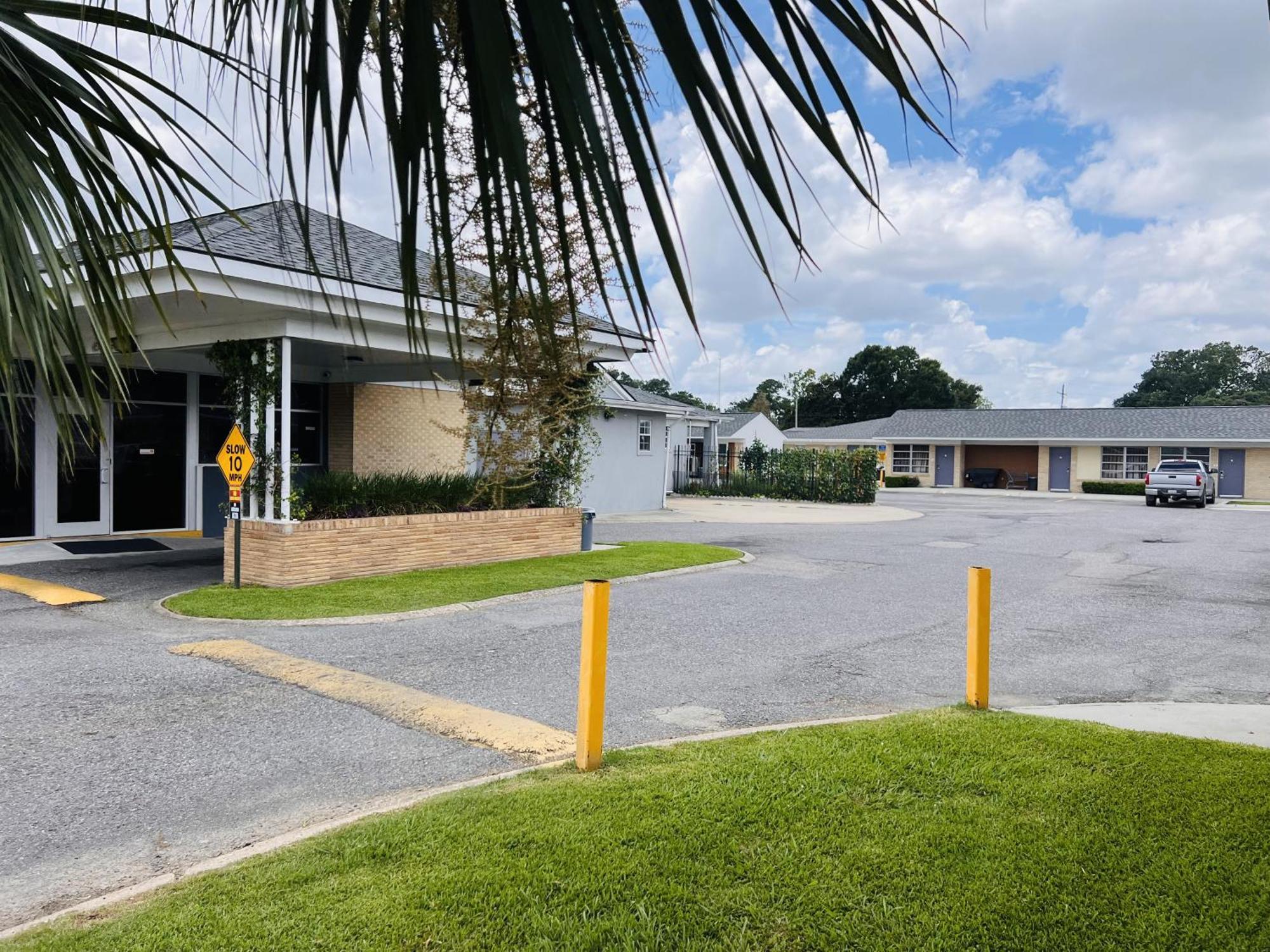 The Shades Motel Baton Rouge Esterno foto